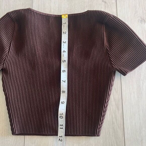 Babaton women’s crop top size 2xs - Picture 3 of 7